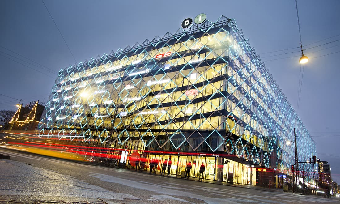 Efter afsløringerne om Amager Ressource Centers direkte tildelinger af ulovlige millionkontrakter til private virksomheder sender Dansk Industri nu et opråb til hele forsyningsbranchen.