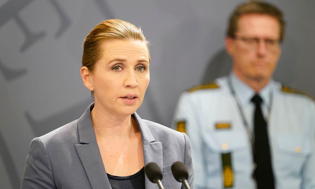 Mette Frederiksen (S) forlængede mandag alle corona-tiltag til efter påske.