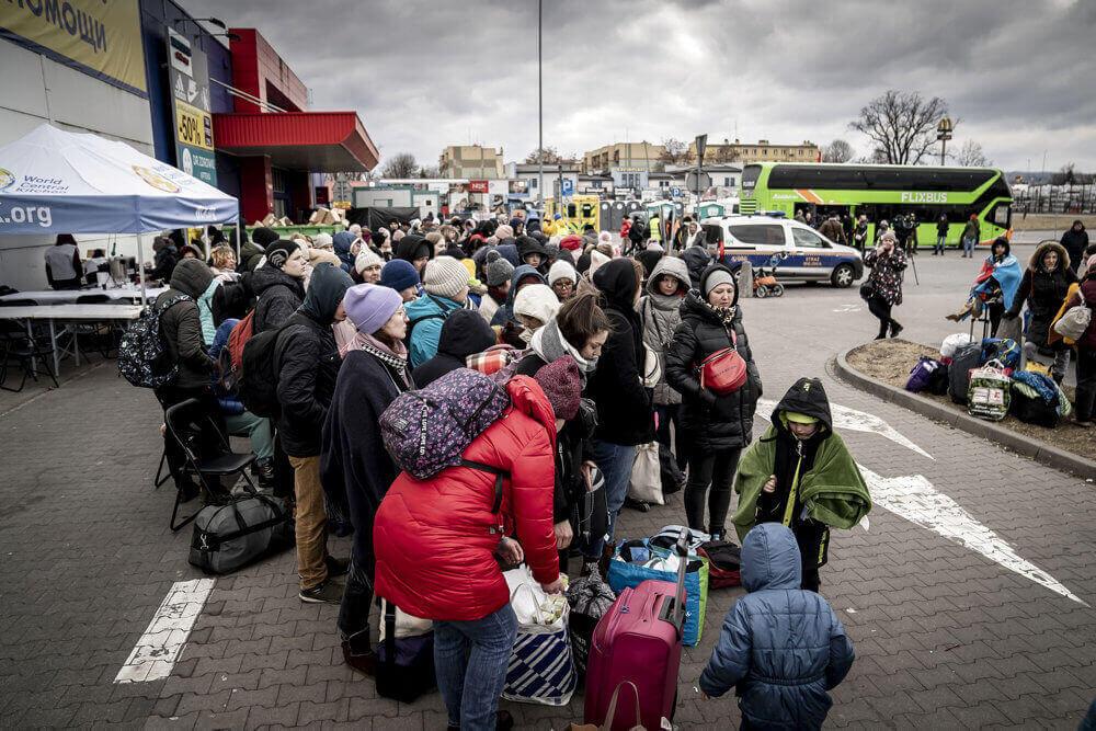 Omkring en million børn er ifølge Røde Kors flygtet fra Ukraine. De fleste sammen med deres mødre. 