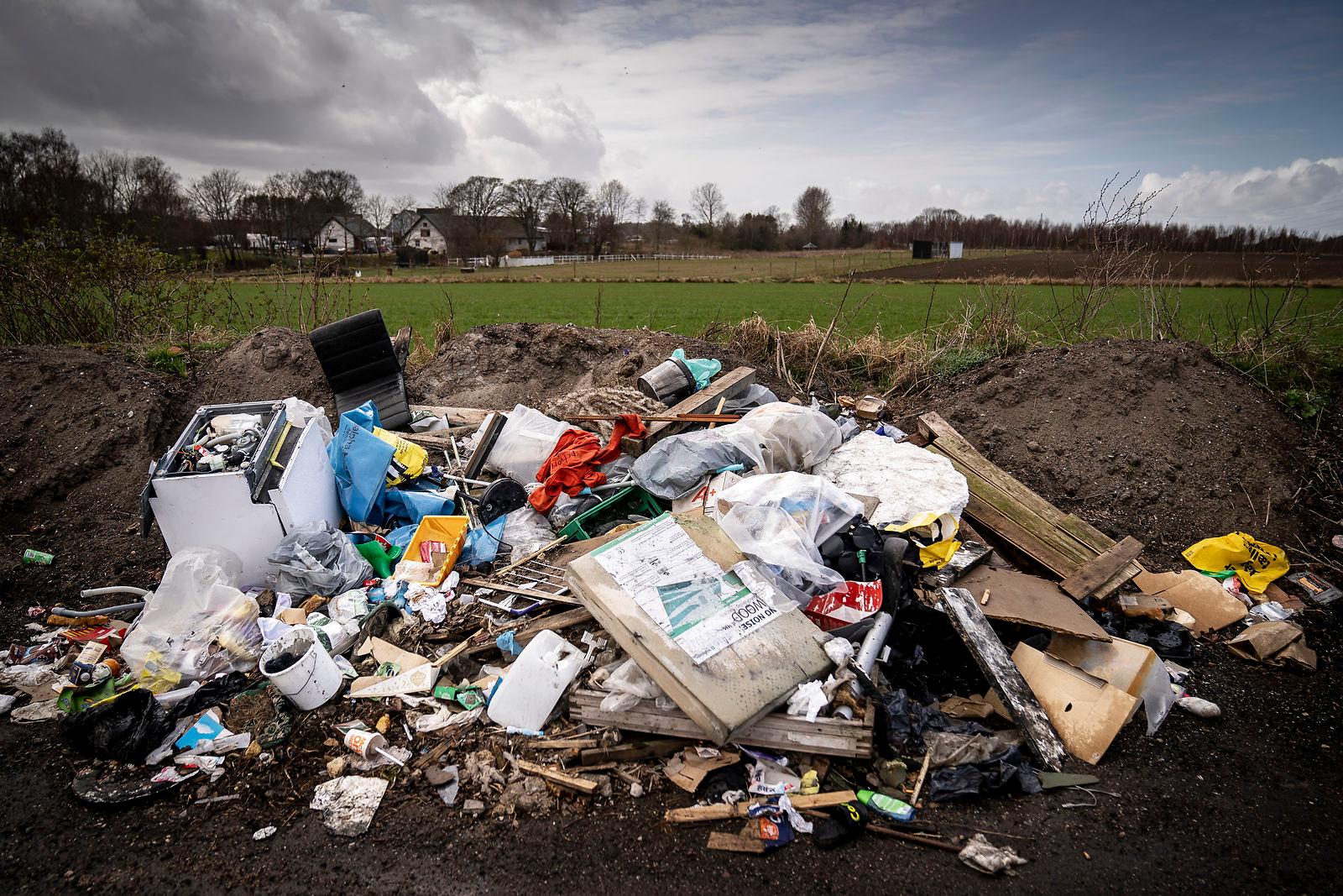 Affald er et kæmpeproblem i Danmark. Den bedste måde at håndtere det på er ved at forebygge, at ting overhovedet bliver til affald, mener Danmarks Naturfredningsforening. 