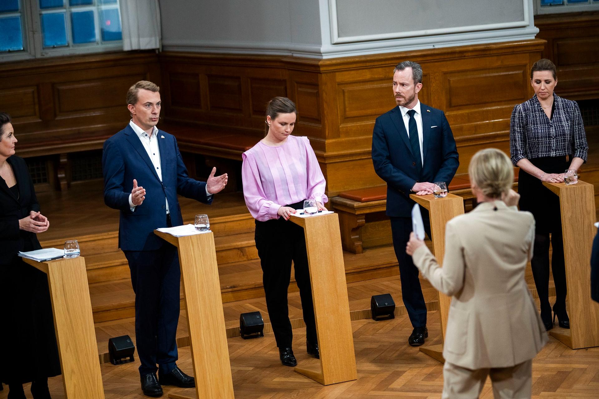 Flere borgmestre frygter, at den kommende valgkamp vil drukne i personsager og bogstavsleg. I stedet håber borgmestrene, at politikerne tør at tage fat i debatten om, hvordan man skal sikre nok hænder til fremtidens velfærd. 