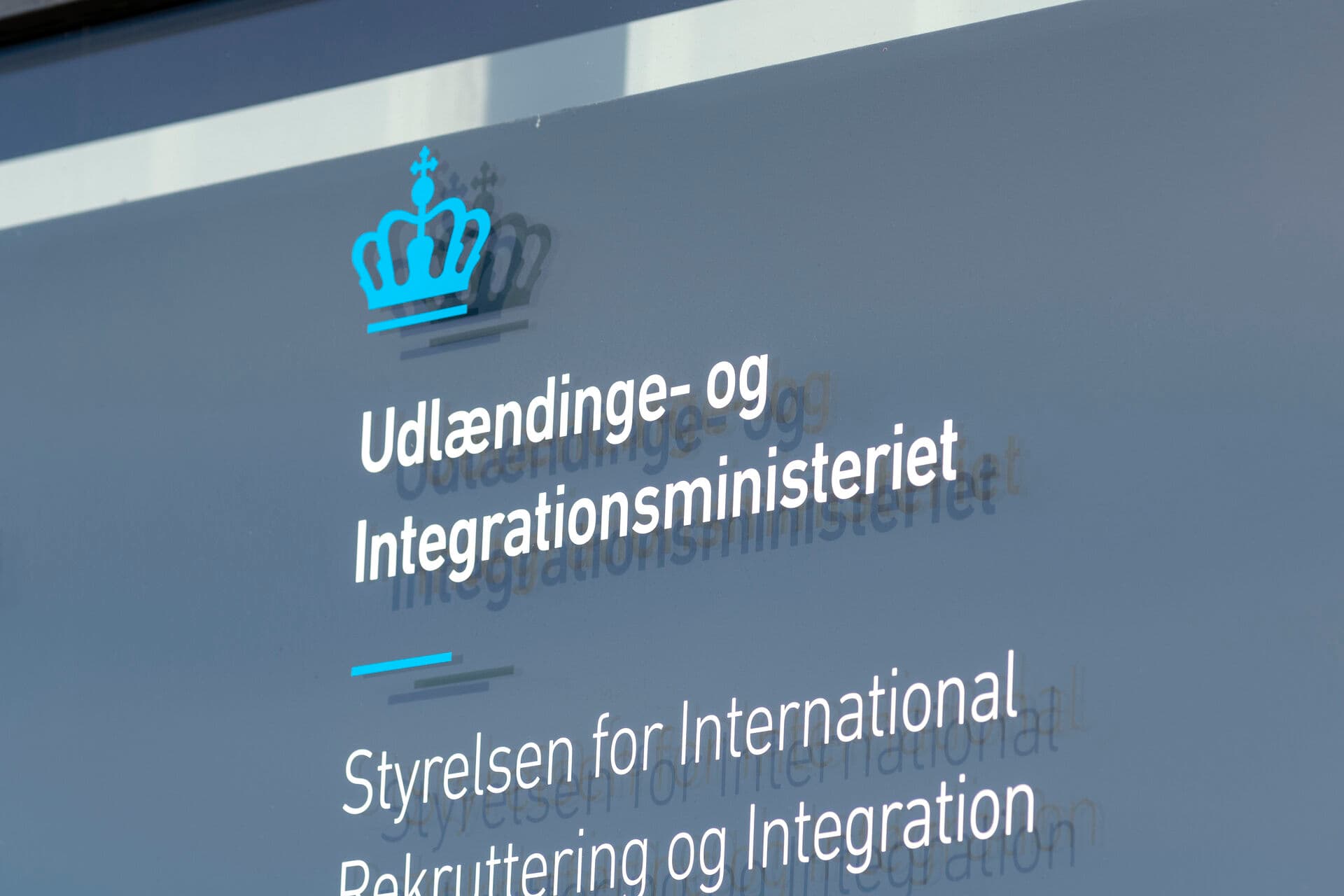 Det undrer to eksperter i social- og forvaltningsret, at der ikke fra begyndelsen har været hjemmel til at udveksle og behandle personoplysninger om de borgere, som den nationale sikkerhedskonsulentordning er sat i verden for at hjælpe.