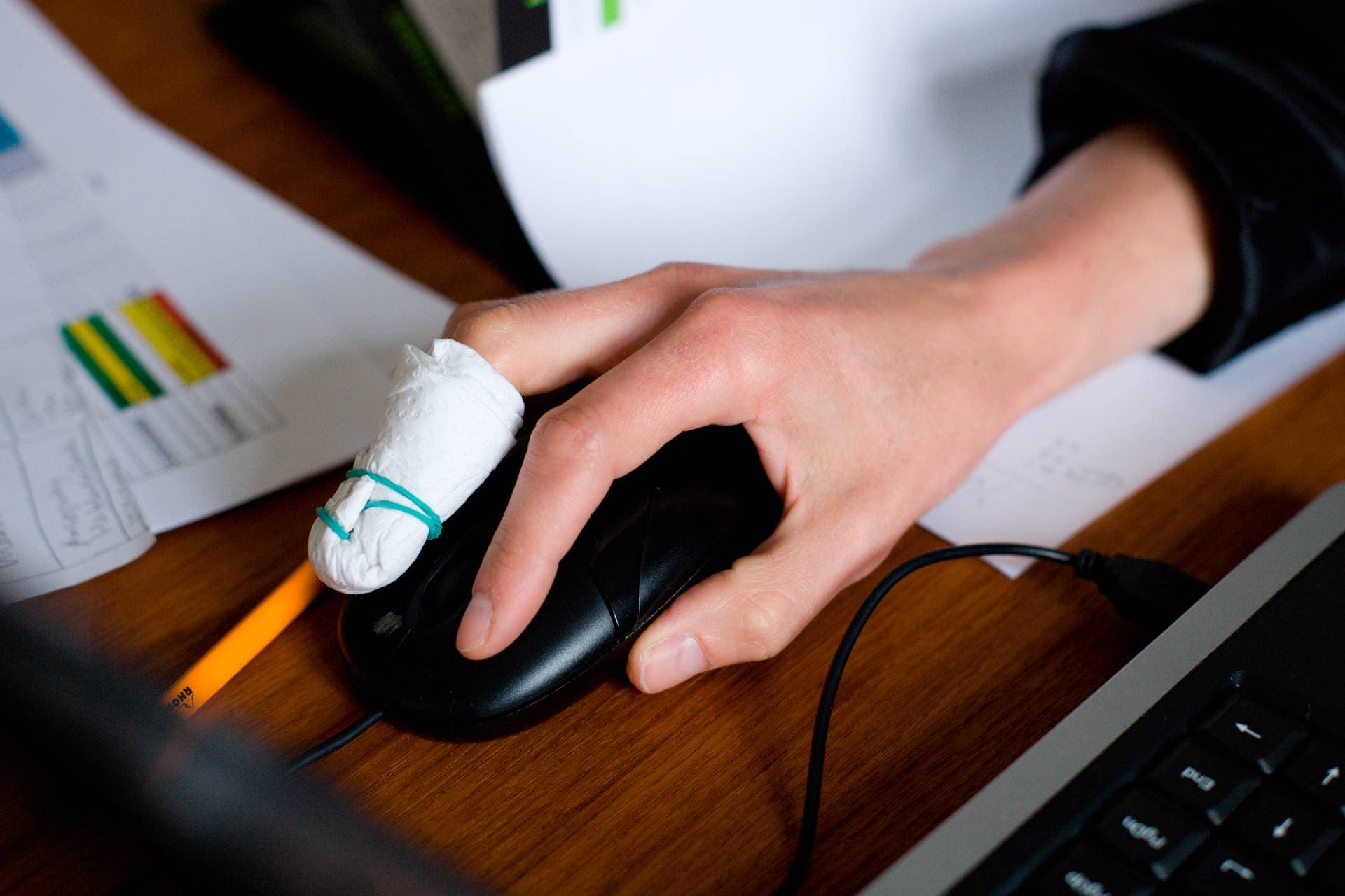 En sparet forsikringspræmie kan bruges andetsteds. Fx til investering i forebyggende programmer, der sikrer medarbejderne mod arbejdsskader.