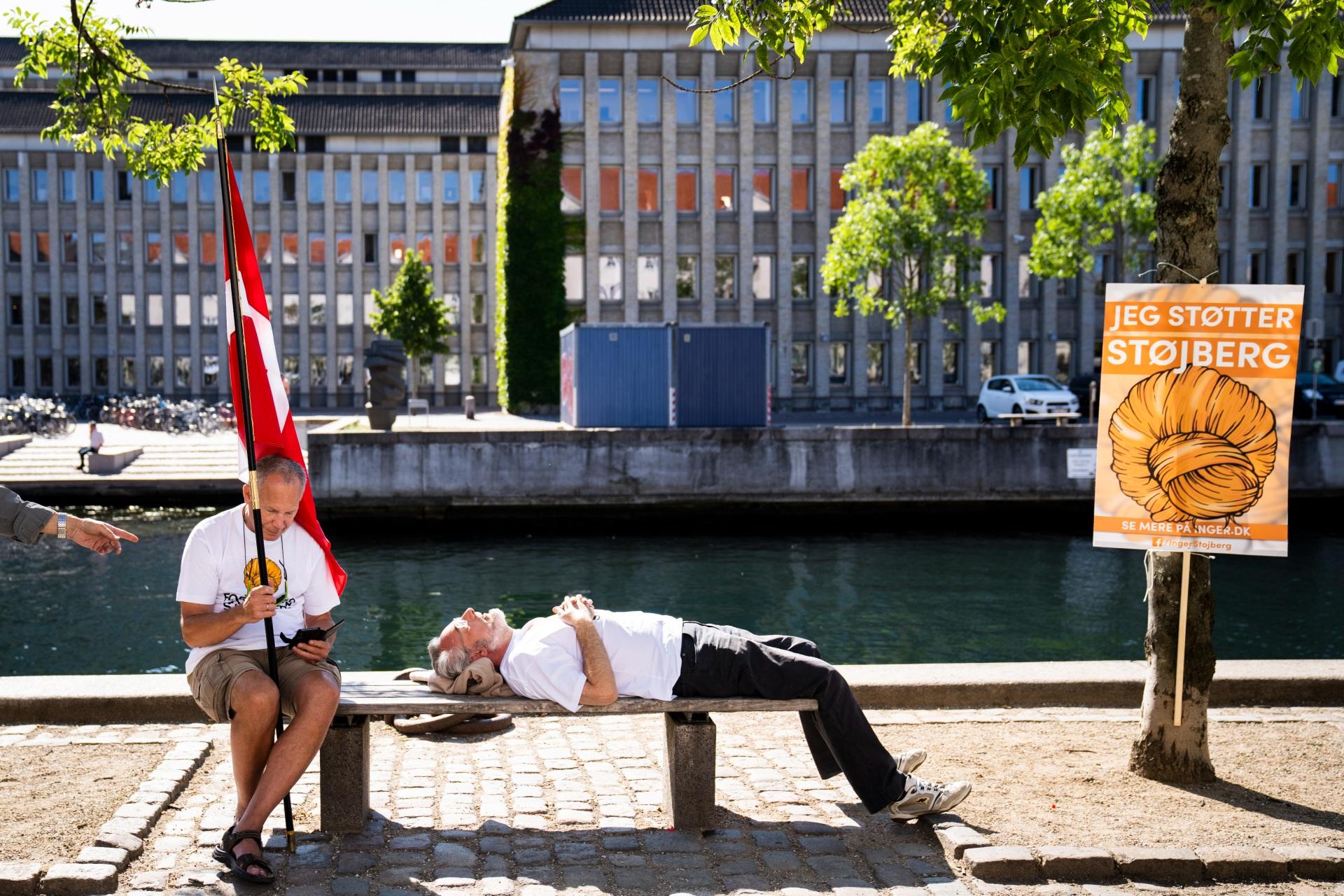 Danmarksdemokraterne står foran sit første kommunalvalg næste år, og det bliver svært at spå om, hvordan partiet kommer til at klare sig, selvom protestpartier oftest har svært ved at få indflydelse i konstitueringsaftalerne. 