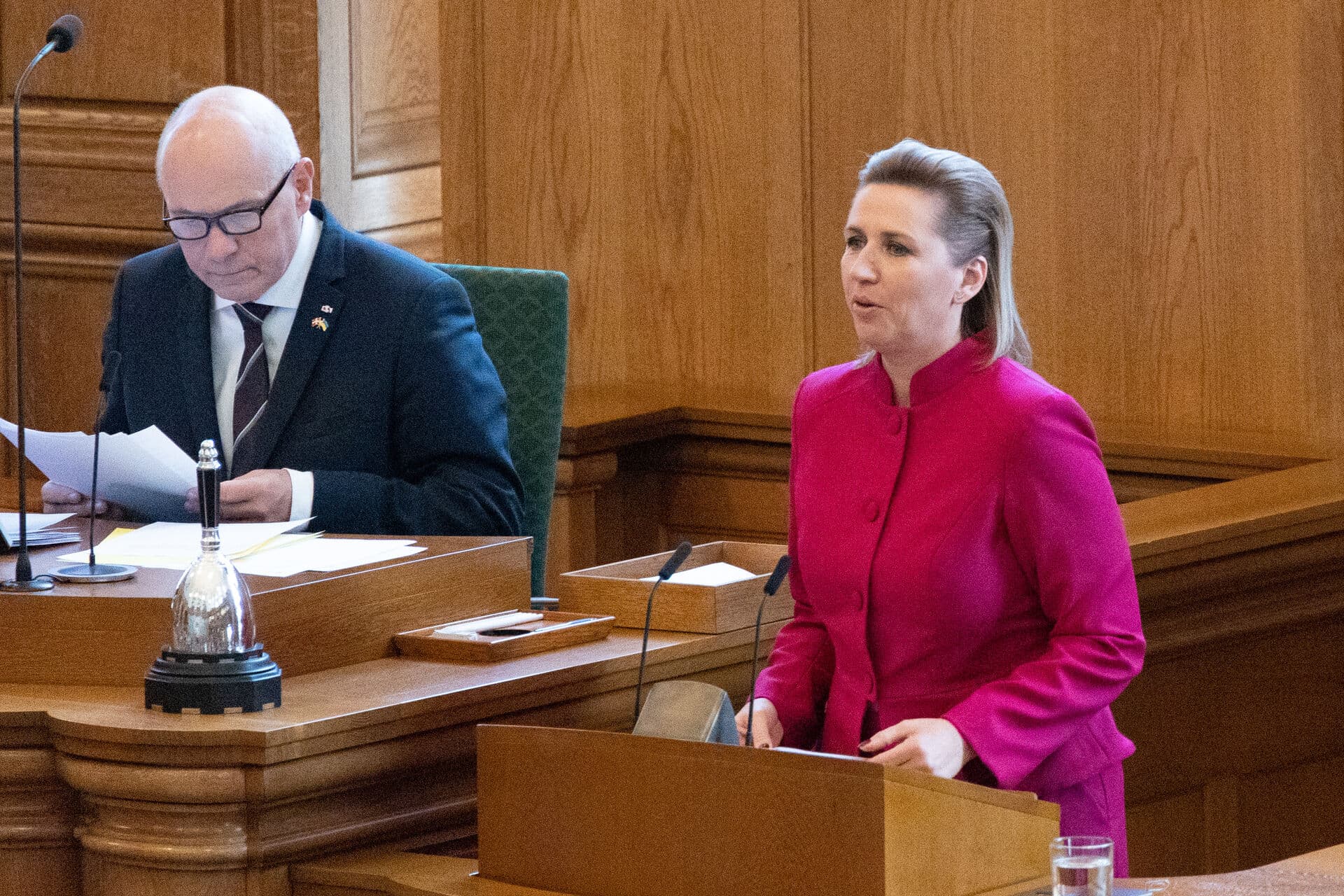 Tirsdag åbnede Folketinget til et nyt politisk år. På billedet holder statsminister Mette Frederiksen (S) sin åbningstale.