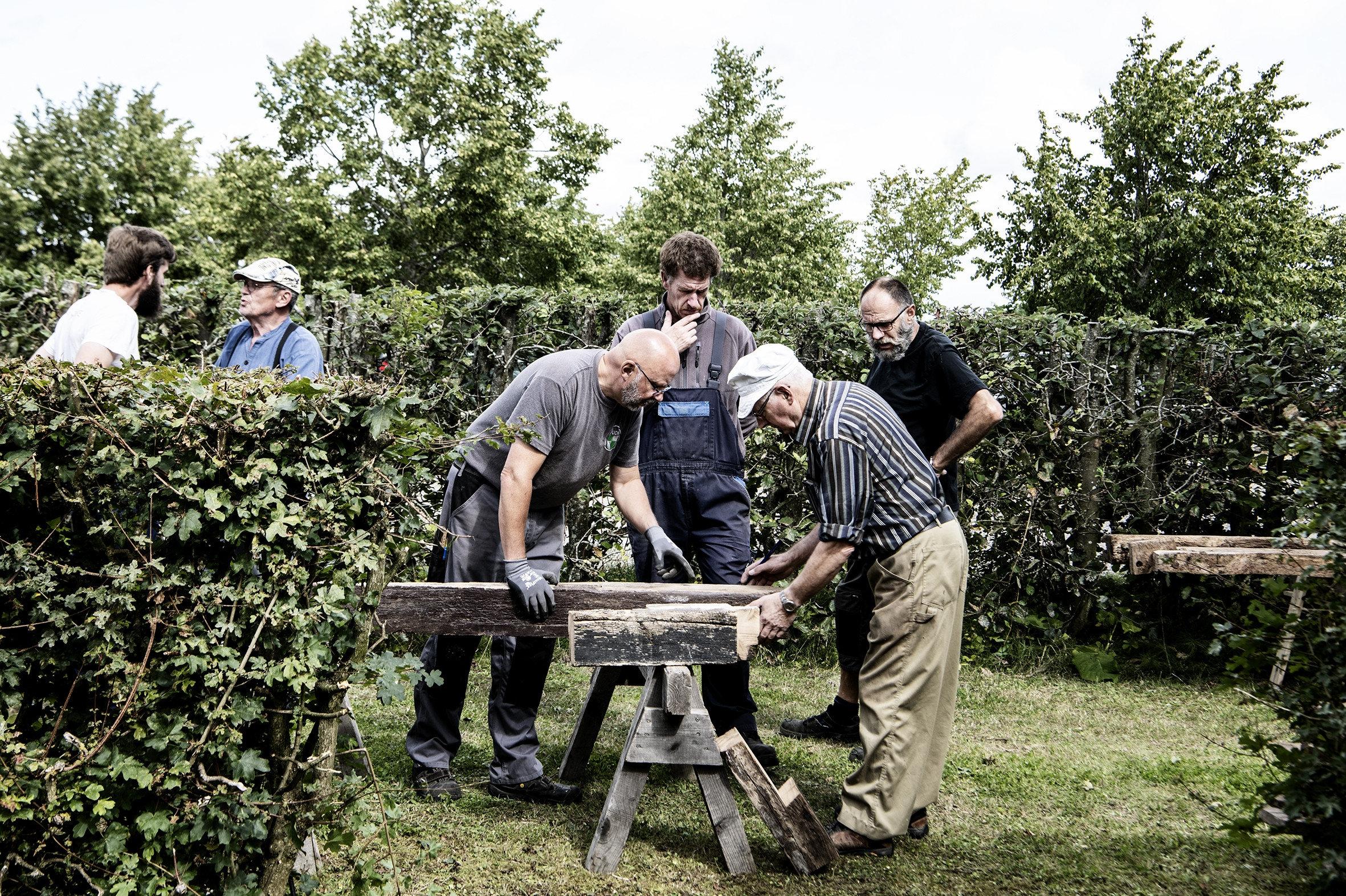 Fællesskaber med udspring i fælles interesser er ifølge forskerne et stærkt værn mod sygdom og ensomhed både for unge og ældre. (Arkivfoto). 