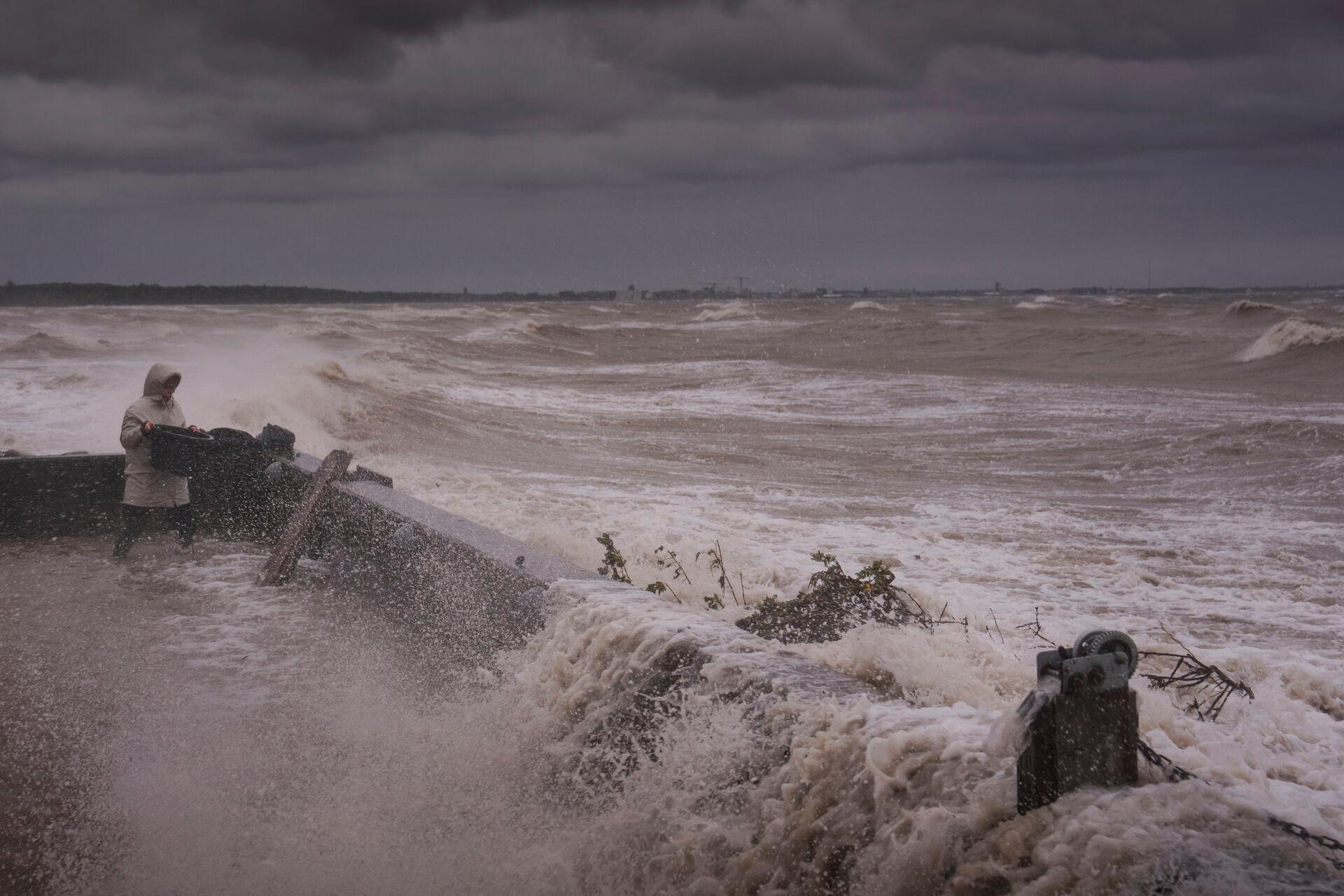   I oktober sidste år blev dele af Danmark ramt af en voldsom stormflod - blandt andet Strøby på Sydsjælland, som ses her. 