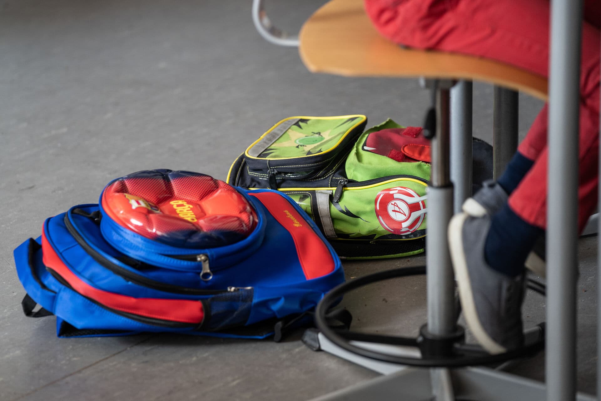 Højt skolefravær mødes ofte med forklaringer om manglende lyst og motivation eller dårlige forældreevner.Men måske er det ikke viljen, der mangler. Måske er det kroppen, der siger fra først. Det er en reaktion, vi sjældent taler om – men som børneergoterapeuter ser igen og igen, skriver Tina Nør Langager.