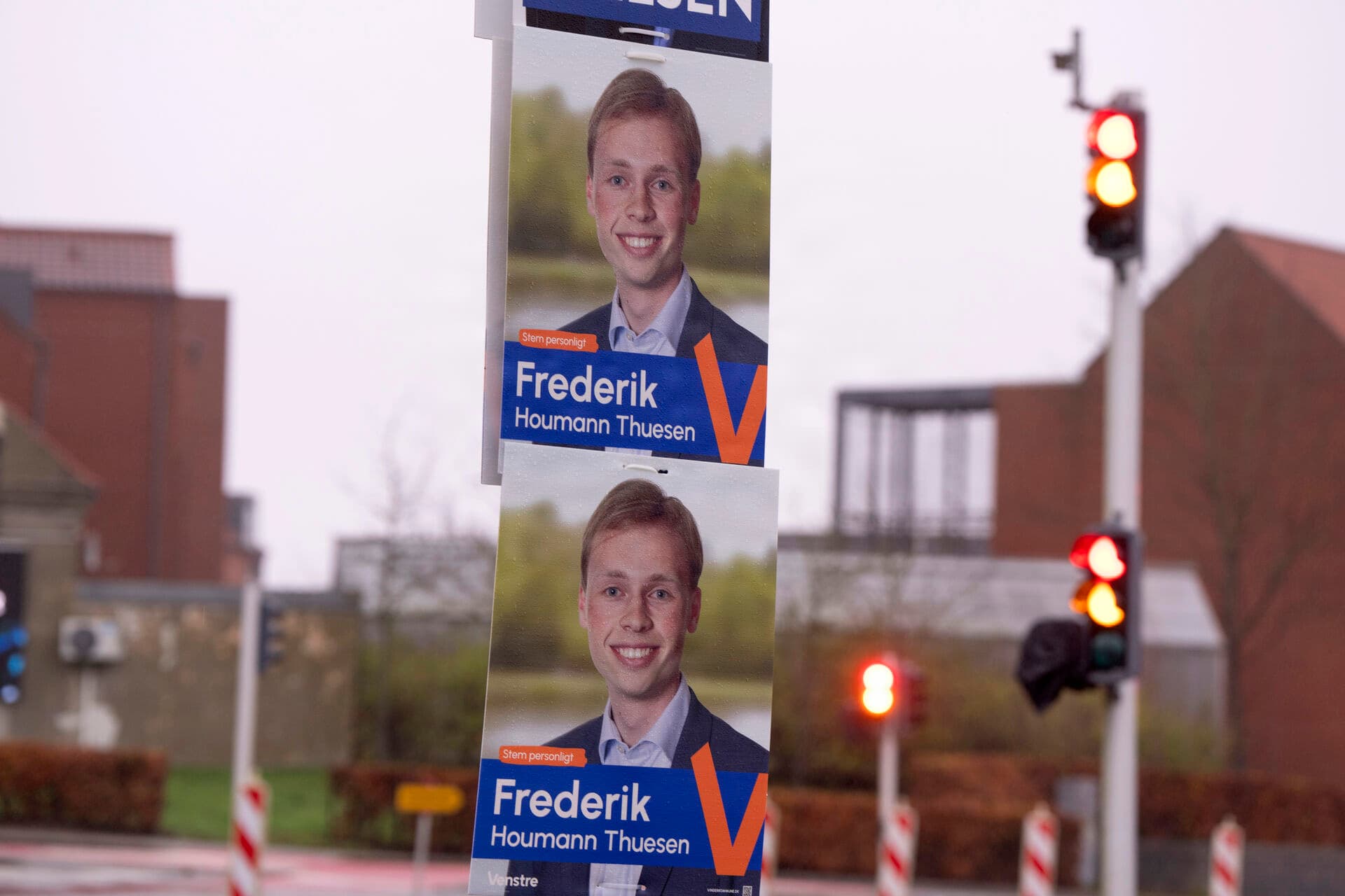 Frederik Houmann Thuesen (V), et af fem medlemmer af byrådet i Viborg, som stiller op til valget tirsdag, håber, at han med en plads i Folketinget også kan være med til at forbedre samarbejdet mellem Christiansborg og kommunerne. 