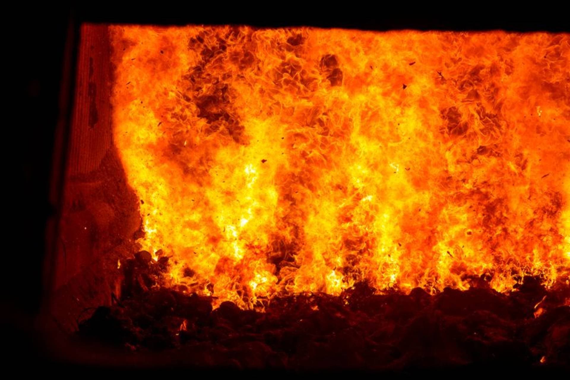 Affaldshåndtering og varmeforsyning er klassiske kommunale opgaver, hvormed de kommunale fællesskaber har anlæg og kapacitet til at imødekomme en efterspørgsel i samfundet på separatkremering af kæledyr. Kremeringen af kæledyr hviler i sig selv, forstået på den måde, at indtægterne ved aktiviteten dækker omkostningerne, hvormed der ikke oparbejdes et overskud.